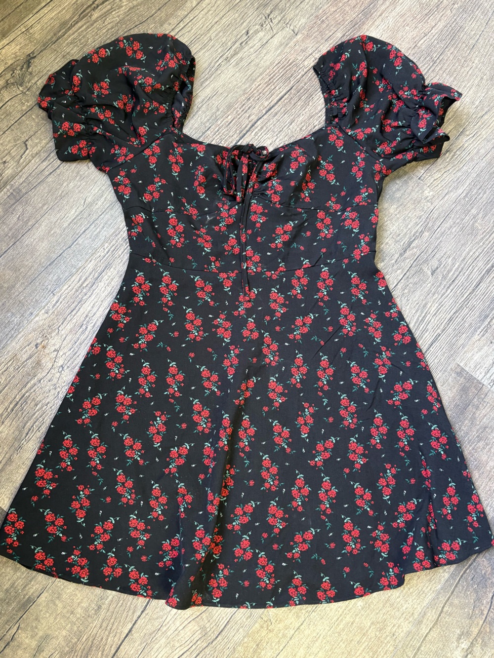 SHEIN Black Floral Tie-Front dress with Red Rose Print